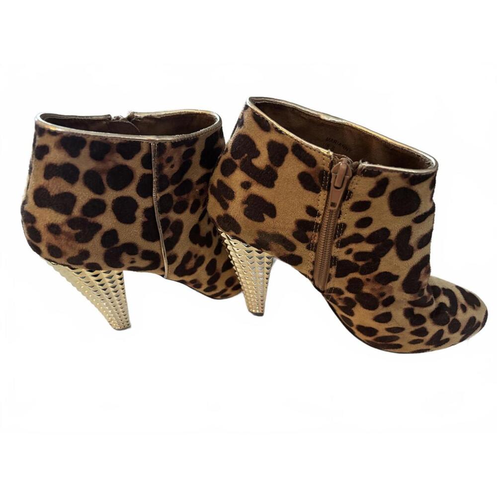 Scene Leopard Print Ankle Boots w/ Gold Studded Heels – Size 6